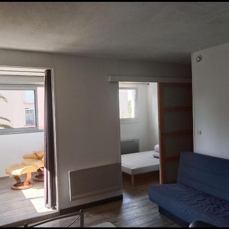 Frejus-Plage Et Centre-Ville, 28 M2, Accueil 4 Personnes, Francais, English Spoken Extérieur photo